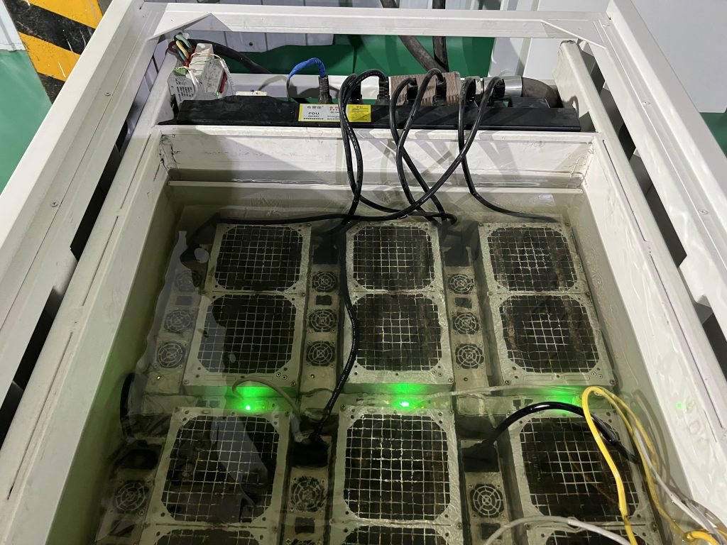 bitcoin mining with Box Technology immersion cooling systems